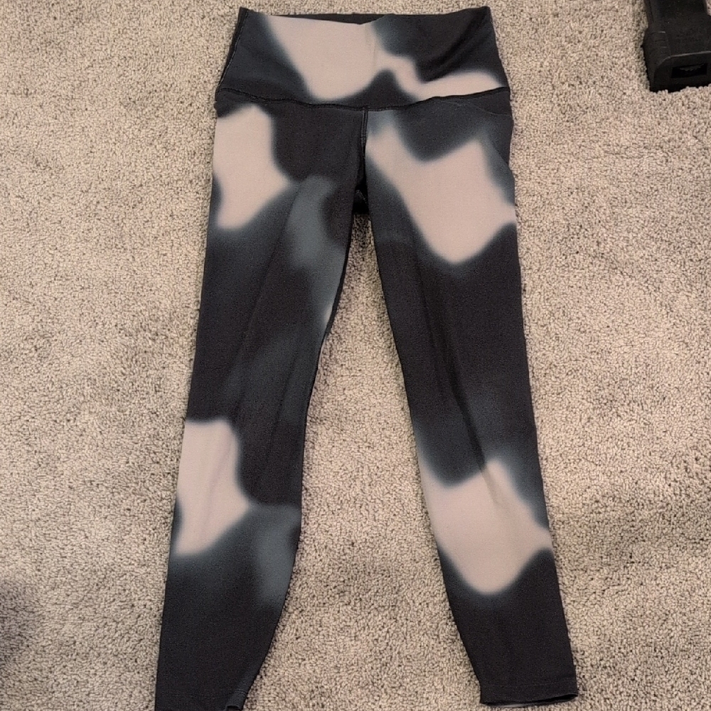Stylish Black and Gray Leggings